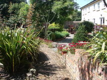 Courtyard Cottages