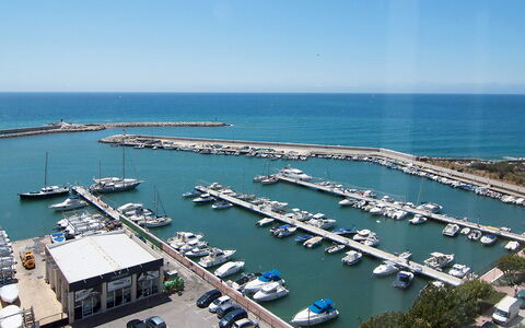 Puerto Paraíso: Wasser, Himmel, Boot, Wasservorräte, Daytime, Watercraft, Eigentum, Blau, Fahrzeug, Azurblau
