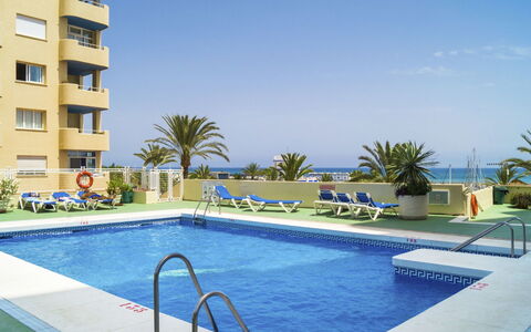 Puerto Paraíso: Schwimmbad, Eigentum, Gebäude, Resort, Wohnung, Grundeigentum, Urlaub, Eigentumswohnung, Haus, \Stadt