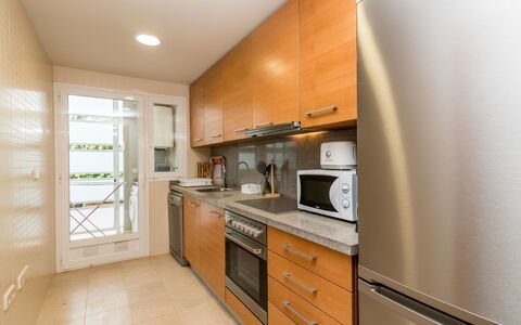 Jávea 732: Eigentum, Zimmer, Möbel, Countertop, Cabinetry, Küche, Gebäude, Grundeigentum, Fussboden, Interior Design