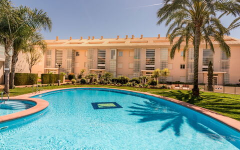 Jávea 732: Eigentum, Schwimmbad, Gebäude, Estate, Grundeigentum, Zuhause, Haus, Resort, Villa, Wasser