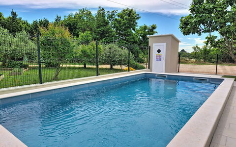 Finida: Schwimmbad, Verbundwerkstoff, Water Feature, Freizeit, Fliese, Design, Hinterhof, Hotel, Villa, Resort