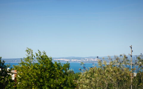 Lungera: Himmel, Meer, Vegetation, Küste, Ufer, Natürliche Landschaft, Daytime, Horizont, Bucht, Baum