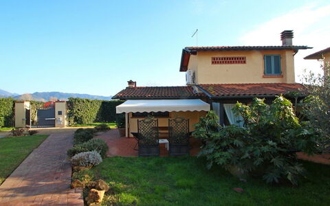 Casa Daniela: Dach, Wohngebiet, Strauch, Haus, Zuhause, Garten, Hütte, Hazienda, Estate