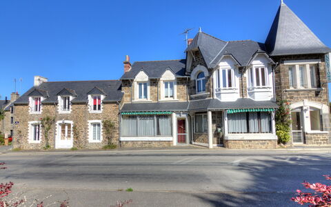 Dinard 120: Pflanze, Himmel, Fenster, Gebäude, Haus, Die Architektur, Hütte, Fassade, Wahrzeichen, Dach