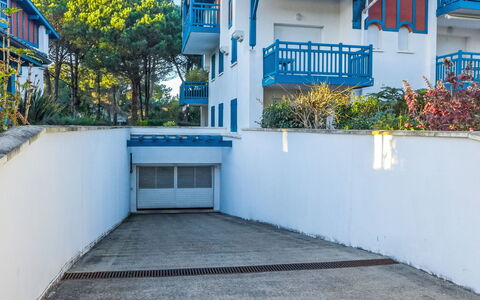 Capbreton 450: Blau, Wohnung, Zuhause, Balkon, Estate, Farbe, Villa, Hotel