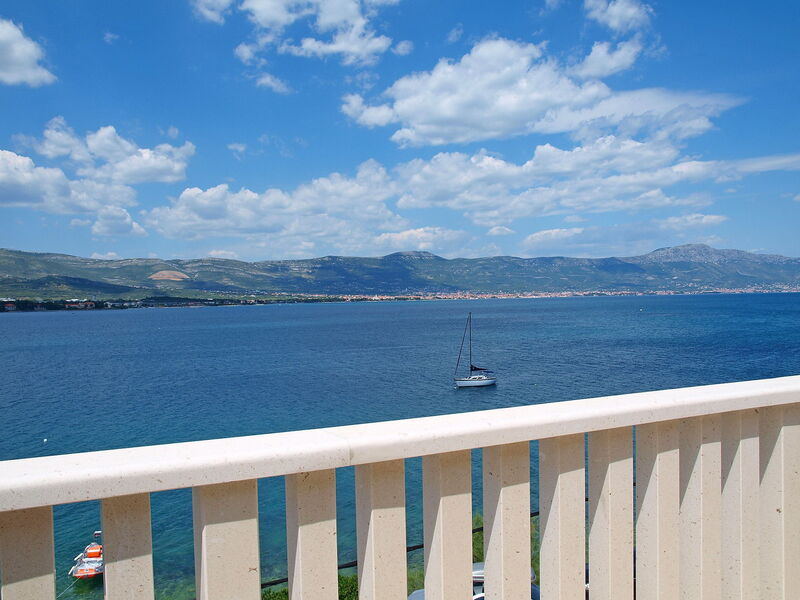Trogir Arbanija 100