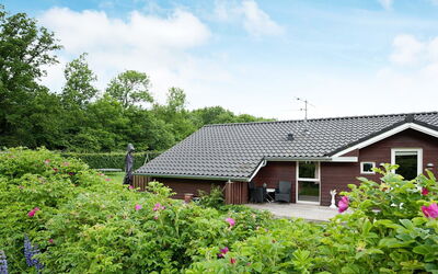 Pøt Strandby
