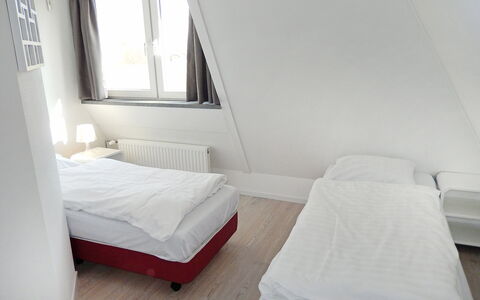 Noordwijk 350: Möbel, Eigentum, Komfort, Fenster, Kissen, Bettrahmen, Holz, Interior Design, Bett