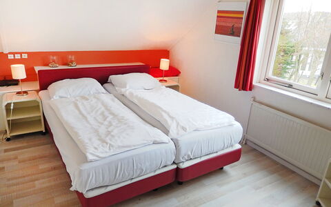 Noordwijk 450: Möbel, Eigentum, Komfort, Fenster, Gebäude, Holz, Bettrahmen, Textil, Kissen, Interior Design