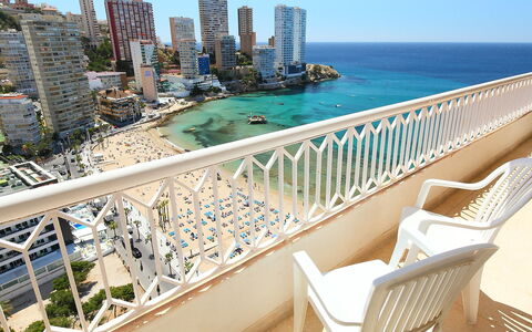 Benidorm 926: Eigentum, Wohnung, Grundeigentum, Eigentumswohnung, Gebäude, Balkon, Azurblau, Urlaub, Zimmer, Meer