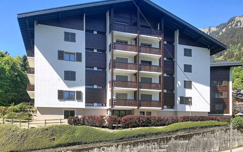 Champbois: Wohnung, Eigentumswohnung, Balkon, Bergdorf, Hotel, Abstellgleis