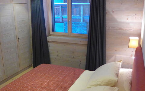 Le Refuge 1: Zimmer, Schlafzimmer, Eigentum, Möbel, Bett, Wand, Interior Design, Fussboden, Gebäude, Matratzenauflage