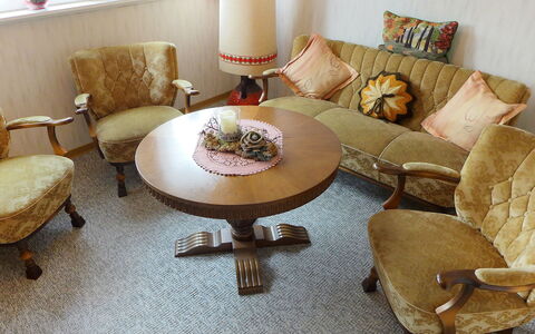 Büscher: Möbel, Tabelle, Eigentum, Couch, Komfort, Gebäude, Stuhl, Holz, Wohnzimmer, Textil