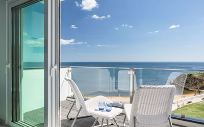 Dream View 50M from the Beach
